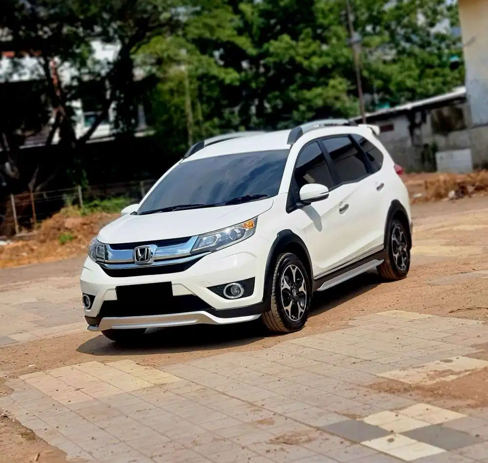 ‼️LOW KM‼️HONDA BR-V PRESTIGE AT, MOBIL TERAWAT & SIAP PAKAI.