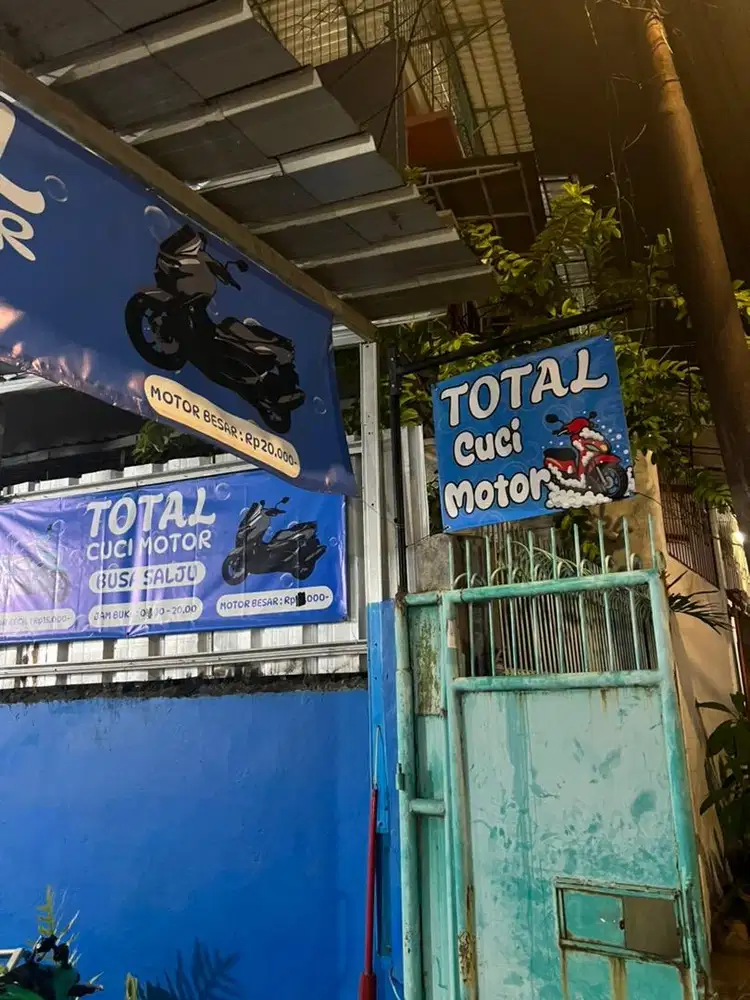 Dibutuhkan karyawan untuk cuci motor