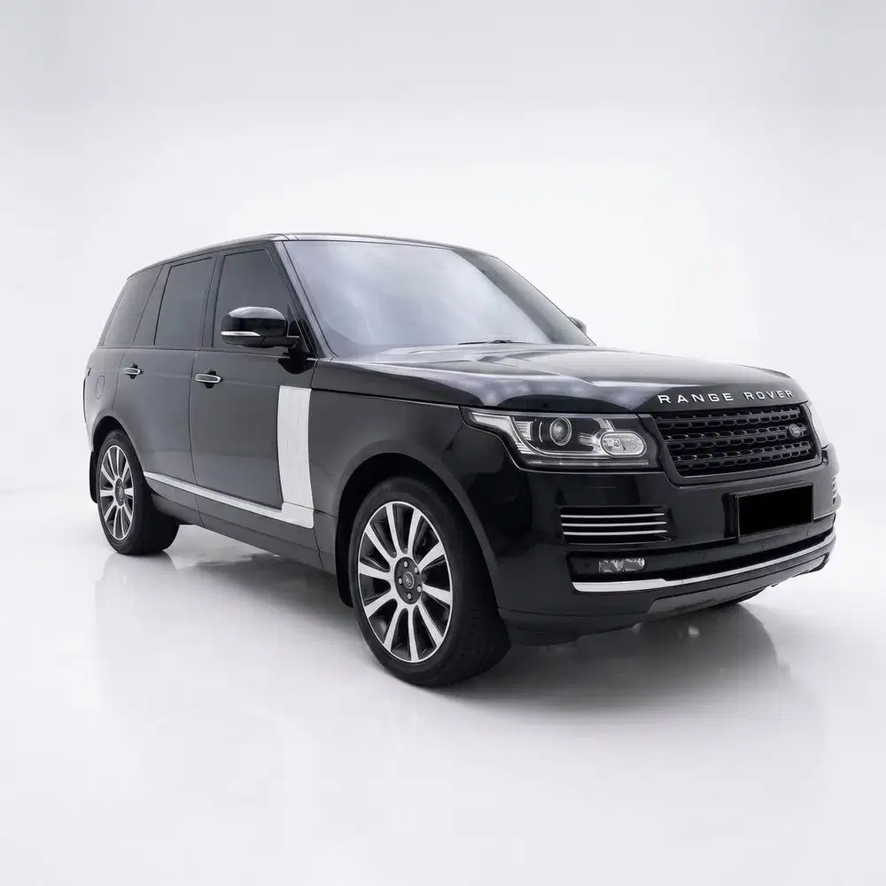 RANGE ROVER VOGUE 3.0 V6 SUPERCHARGED 2017 – BLACK ON BLACK