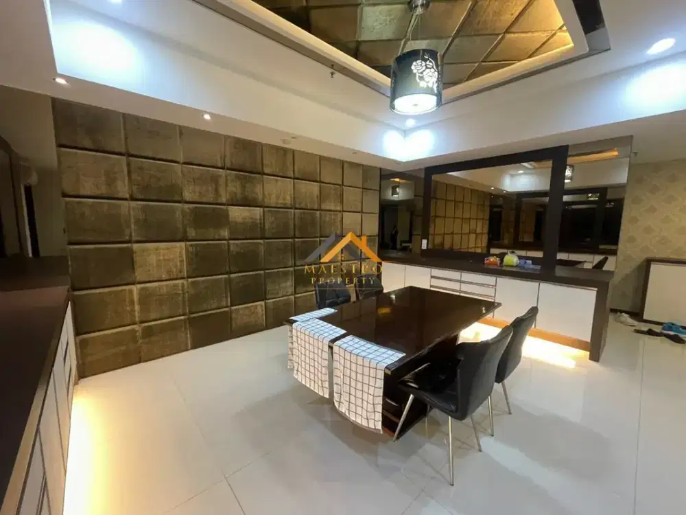 Dijual Cepat!! TERMURAH Cambridge Condominium Tower Picasso uk.200m2 Fully Furnish