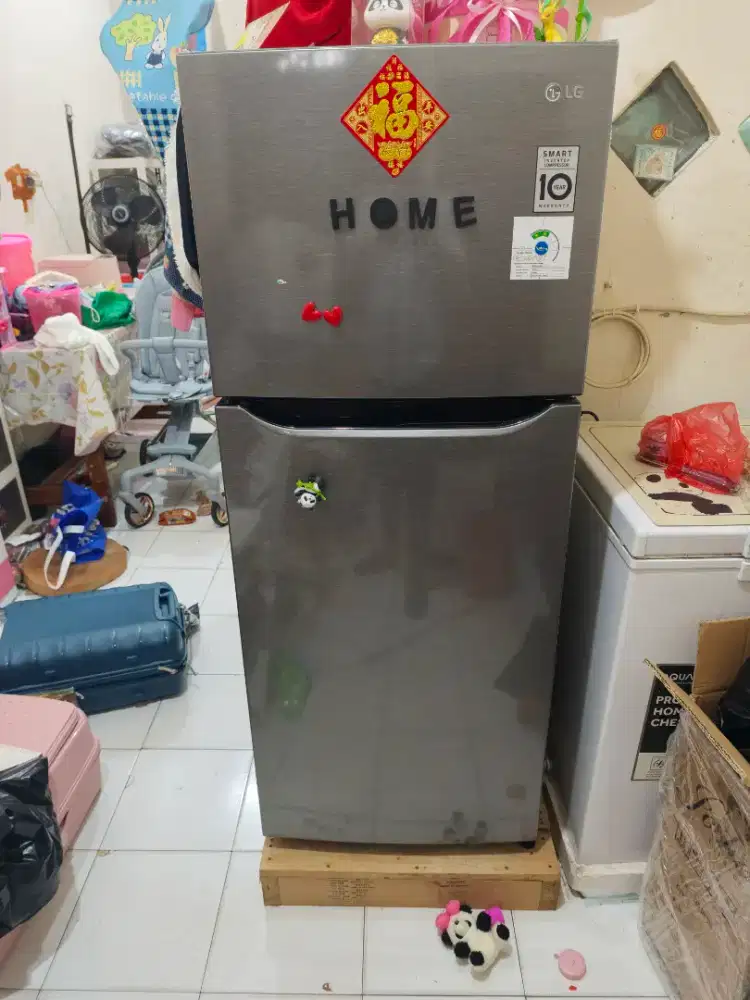 KULKAS 2 PINTU MEREK LG (LG-BN202SQIB)