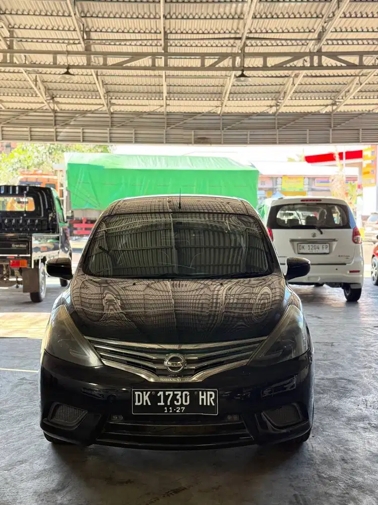 Nissan Grand Livina 2017 Hitam MT DP 10jt