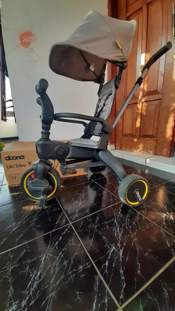 Sepeda Anak Roda Tiga bisa dilipat - Doona Liki Trike S1.