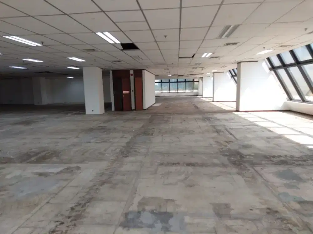 Sewa Ruang Kantor Graha Mandiri 1.200 m² – Kondisi Bare