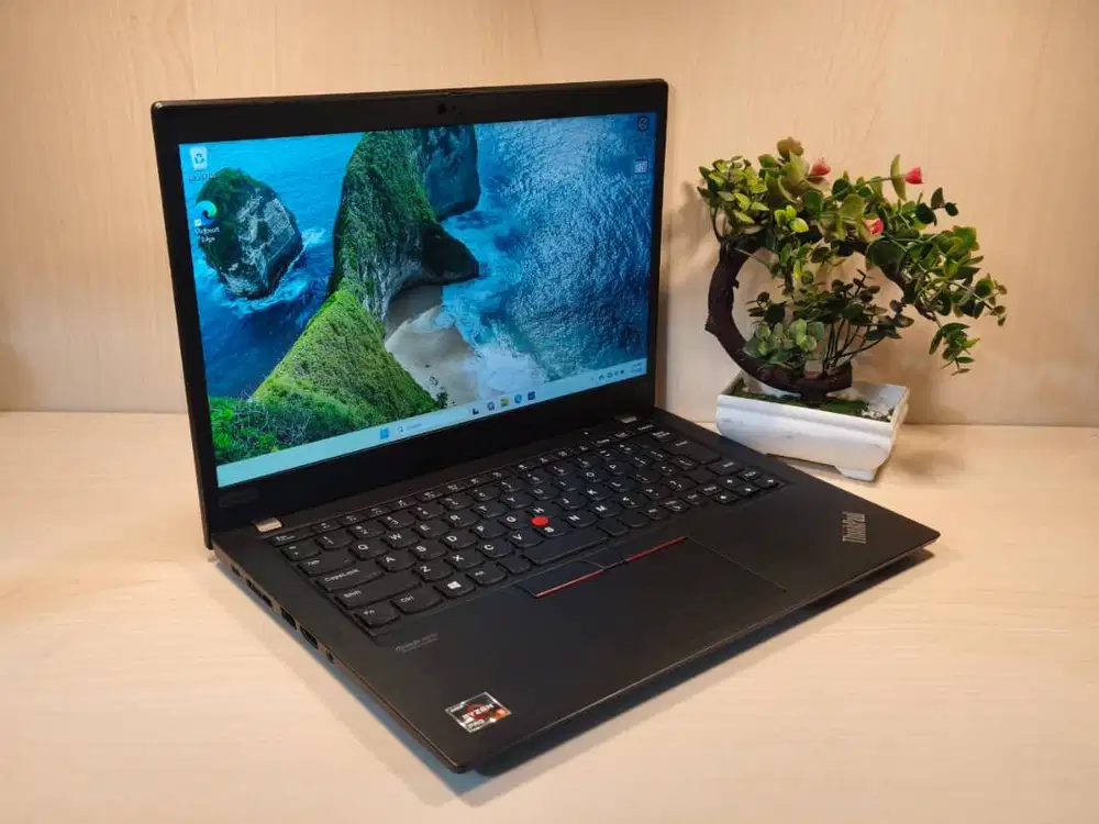 Lenovo Thinkpad X13 Ryzen 5 RAM 32GB Body Slim Ringan | Laptop Jogja