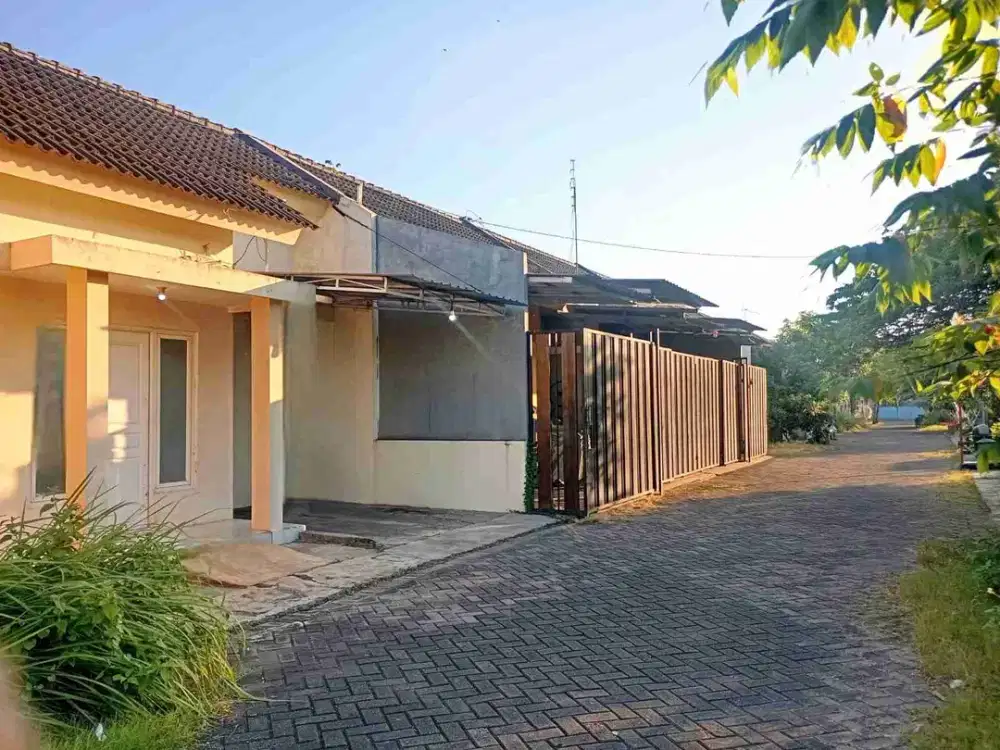 Dijual Rumah Griya Asri Tropodo Mojokerto Kota