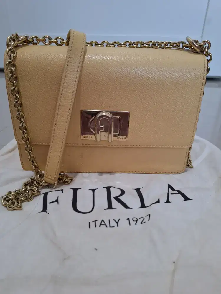 Tas Furla Ori jual murah Preloved