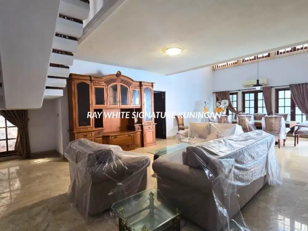 Dijual dan Disewakan Rumah Siap Huni, Potensi Okupansi Sewa tinggi, di Mega Kuningan, Jakarta Selatan