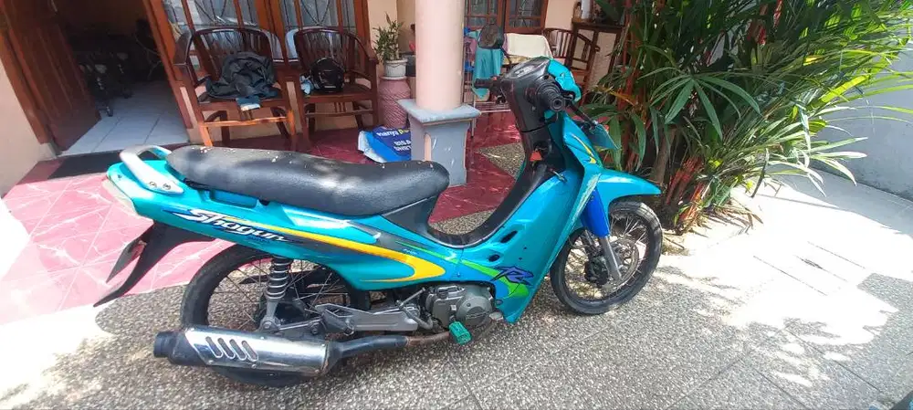 Suzuki shogun r