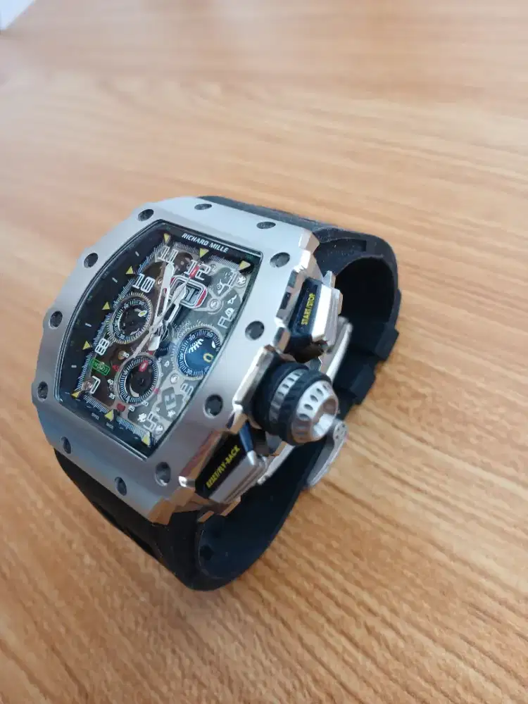 Jam Tangan RM1103