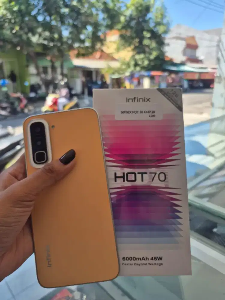 Infinix  hot 70