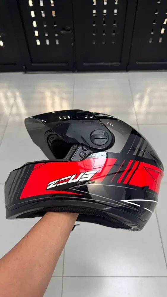 Helm Zeus Fullface