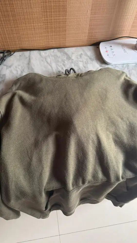 Hoodie H&M, Celana Executive, Celana H&M