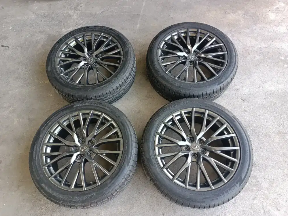 Velg OEM LEXUS RX F SPORT dan Ban
Ring 20 istimewa