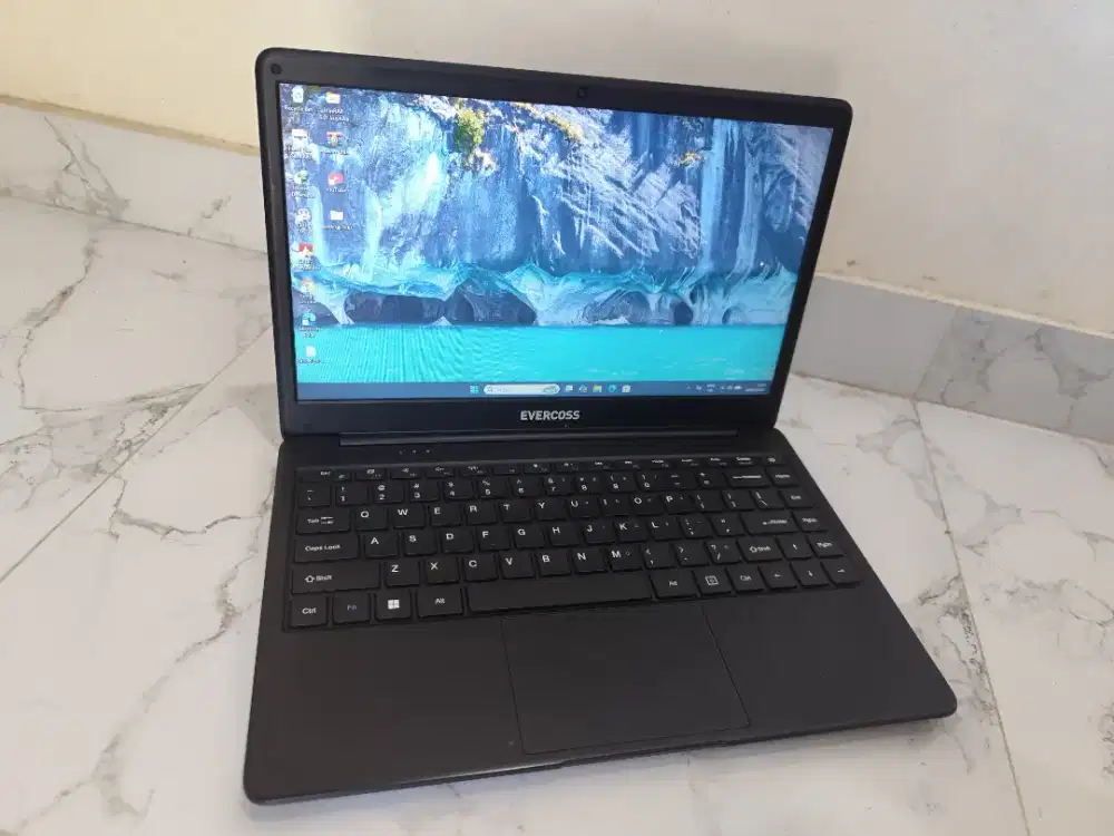 laptop butan dalam negeri
