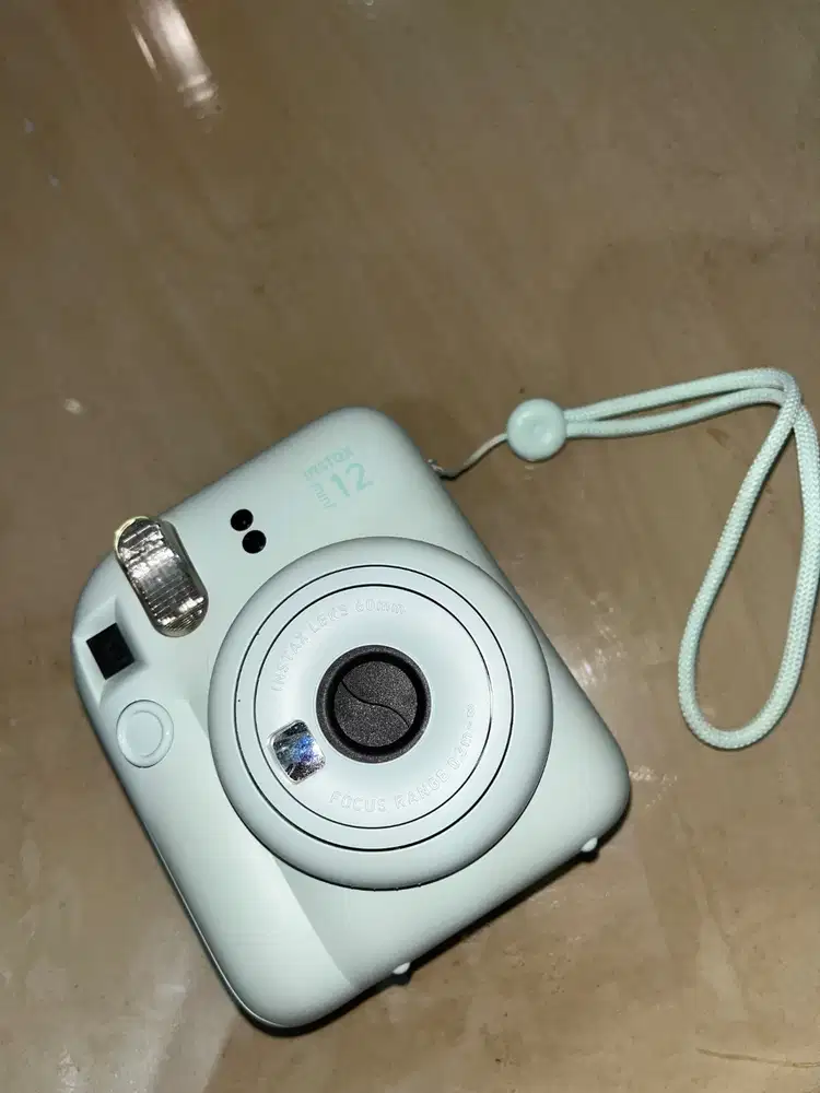 Kamera instax mini 12, beli di Thailand jarang di pakai, masih bagus