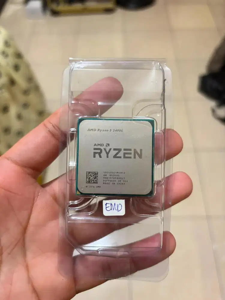 Proc AMD Ryzen 5 2400 G