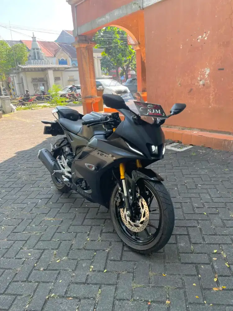 YAMAHA R15 V4 CONNECTED 2025 KM 1RB ASLI