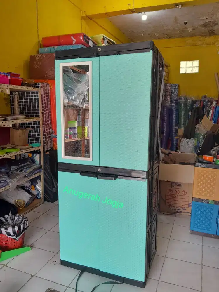 lemari diva jumbo kaca