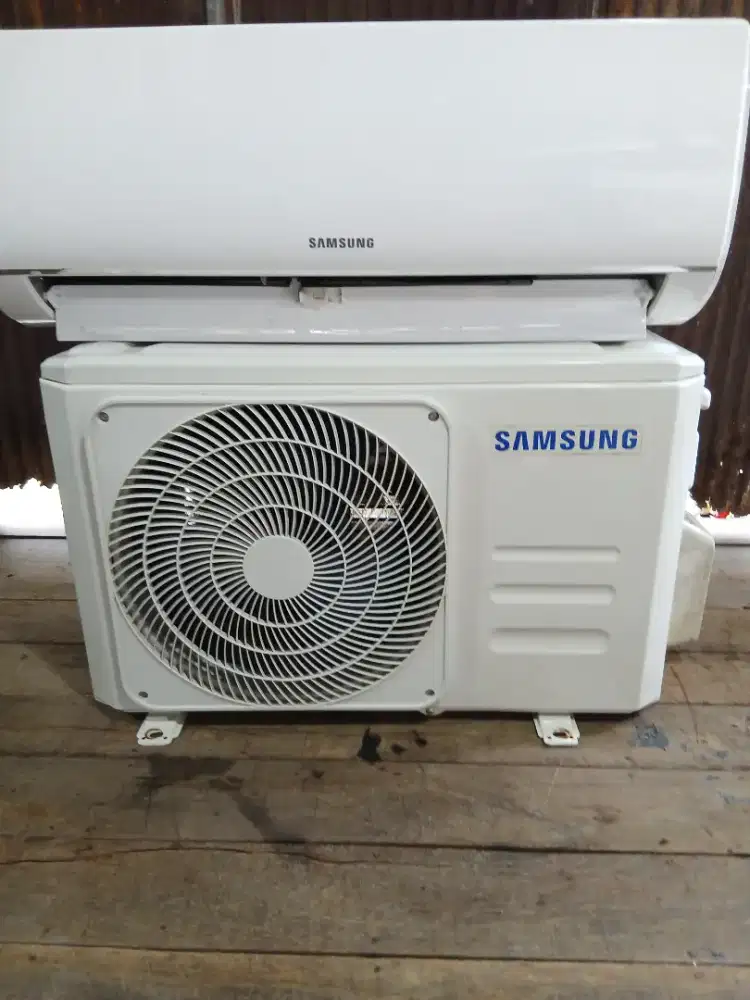 DIJUAL AC BEKAS 1/2 PK GRATIS PASANG