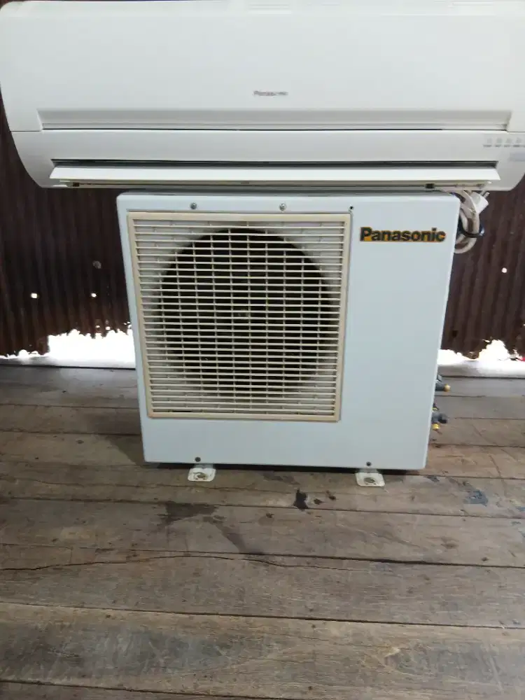 MENJUAL AC BEKAS 1/2 PK KOMPLIT