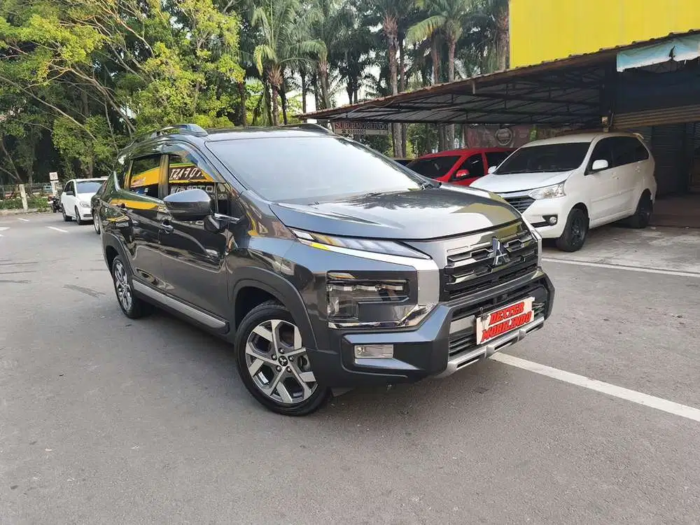 Mitsubishi X Pander Cross Premium Package 2022 kondisi istimewa