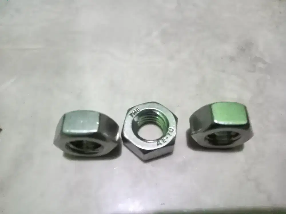Baut M8x20 nut m8