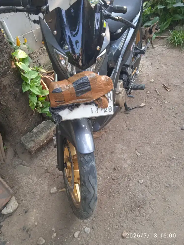 Motor Suzuki Satria fu 2013