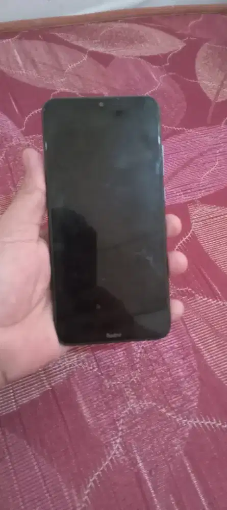 Jual aja gan esisi udah lama tersimpan redmi A8 PRO  ram  2 GB