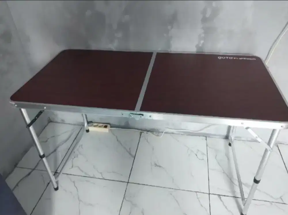 Meja lipat Jualan UMKM goto flipper, mini booth, Meja Cfd