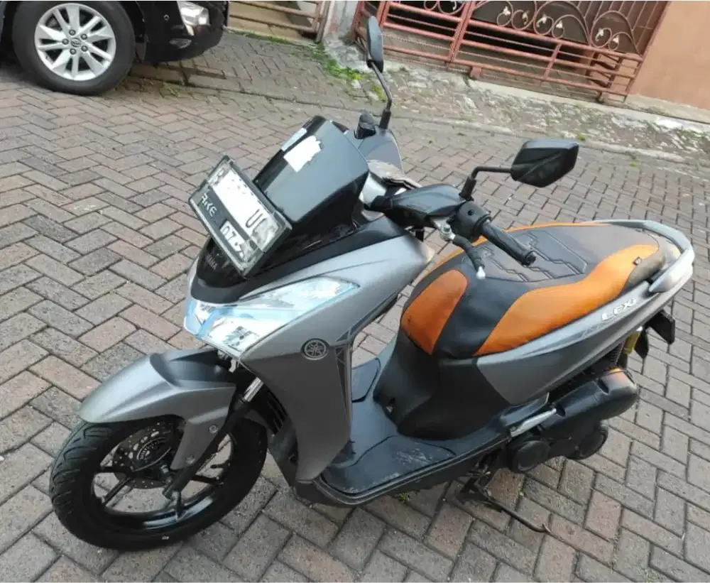 Motor Lexi S keyless terawat plat B Jakarta
