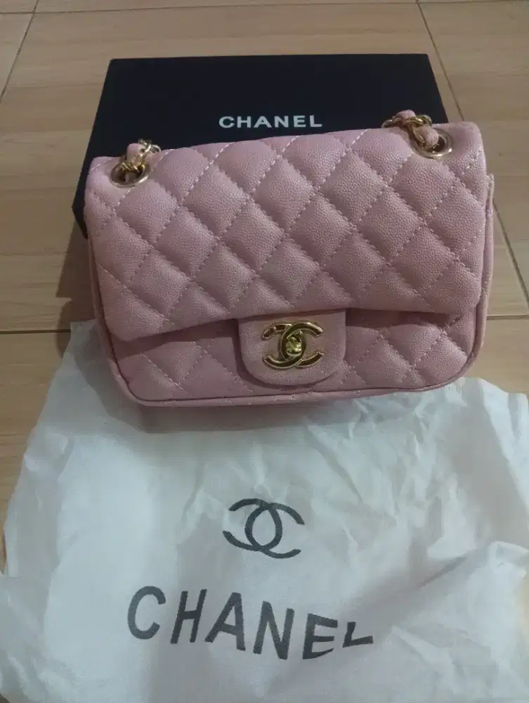Chanel classic flap bag pink