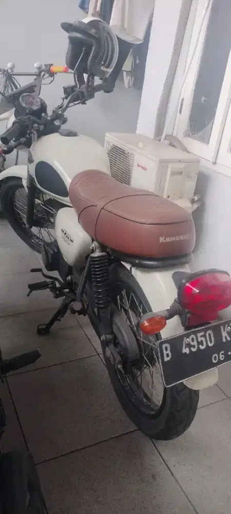 Di jual cepat motor kawasaki 175SE