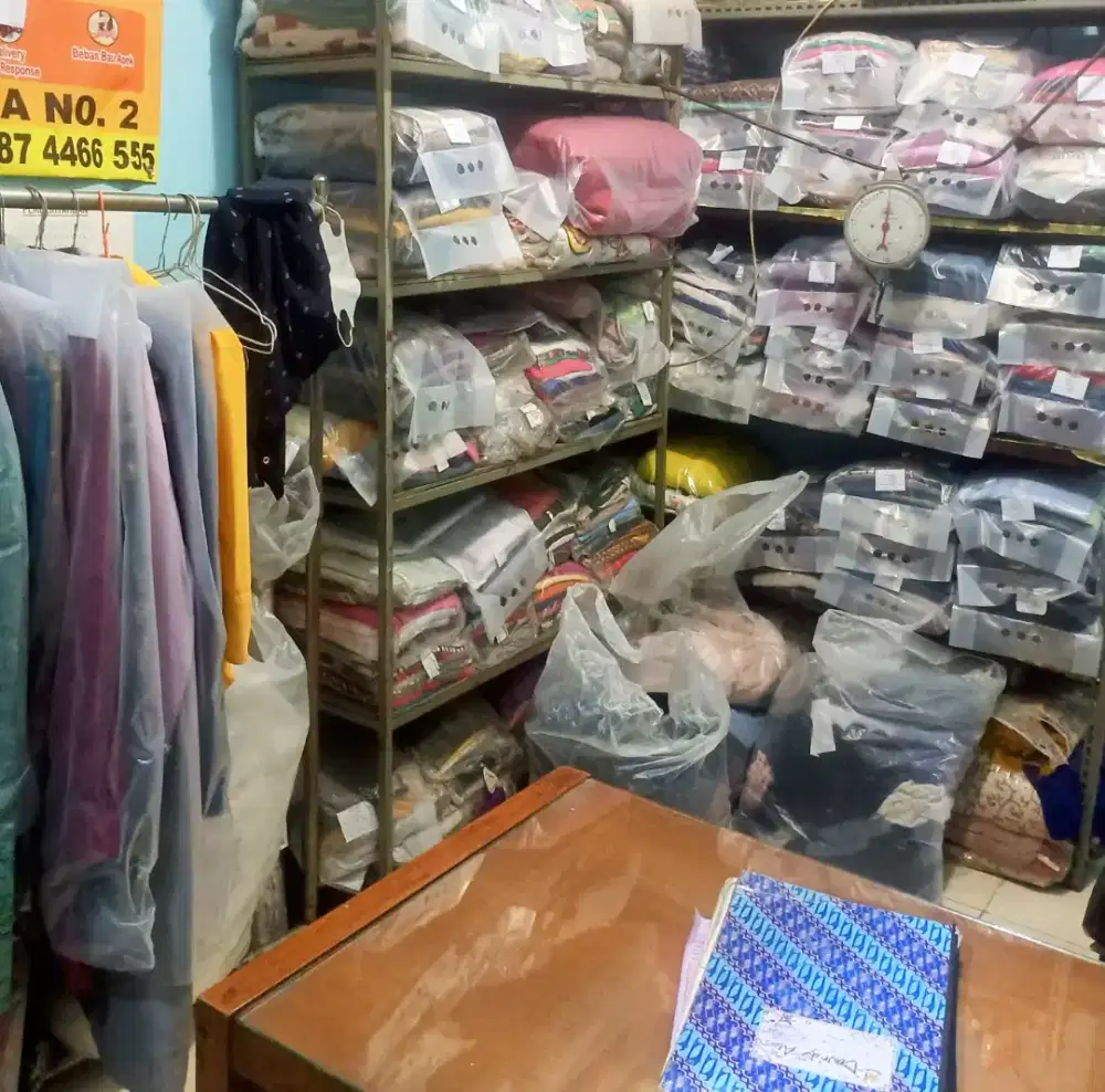 Loker laundry .
