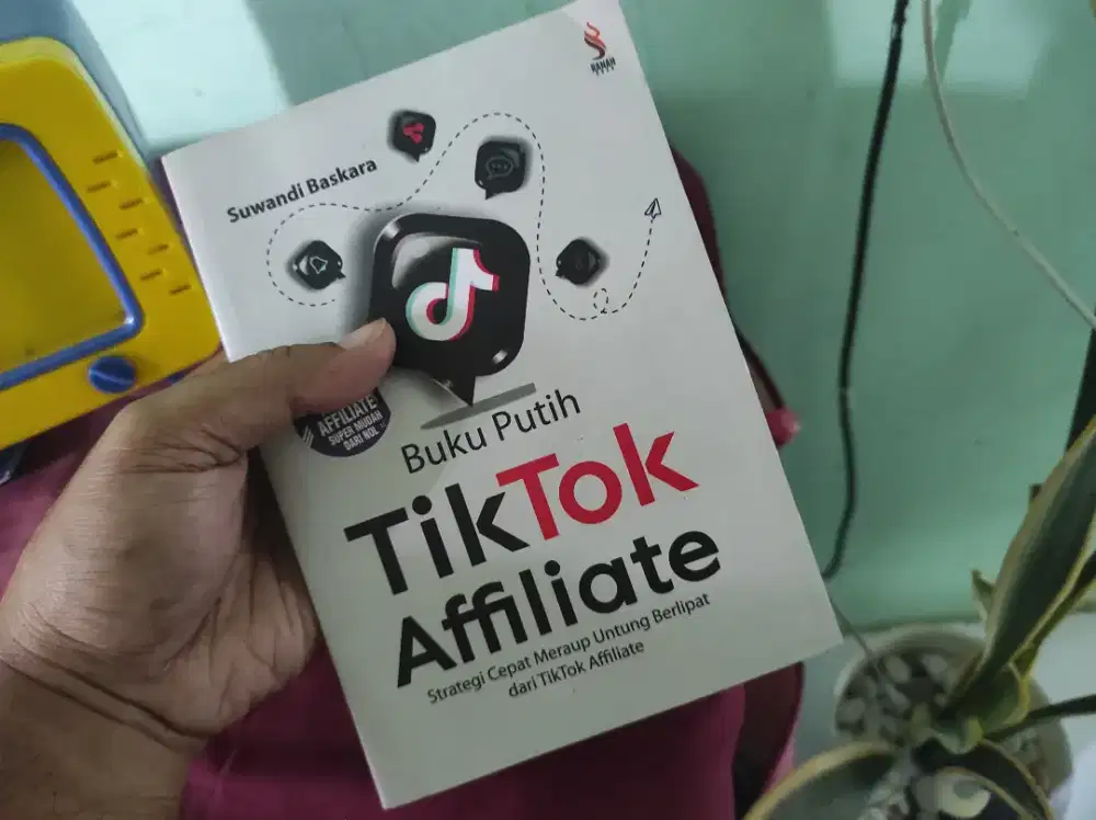 Buku putih tiktok afliate bekas masih bagus