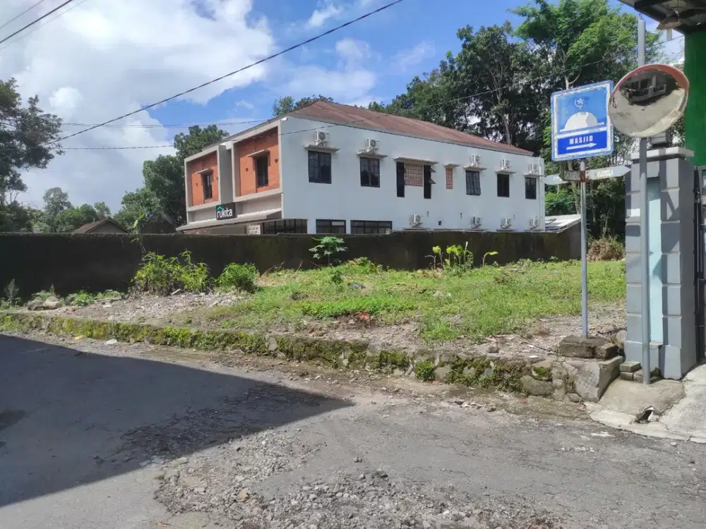 Tanah Investasi Jogja, hanya 3 Menit STIKES Panti Rapih, 500 Meter Kampus UII, SHM Pekarangan