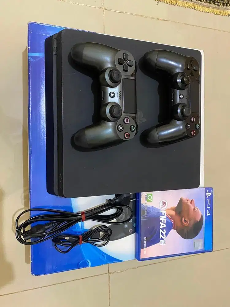 Ps 4 jual BU free 2 stick