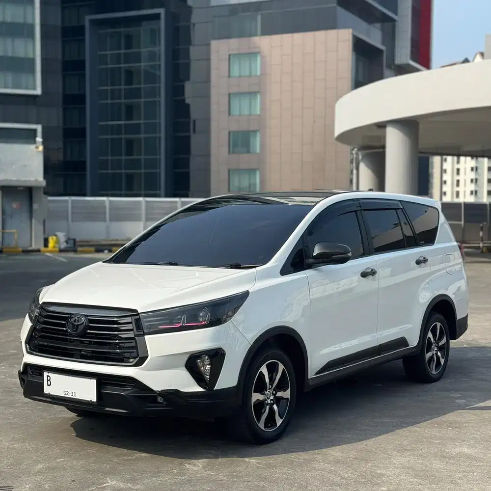 Innova Venturer 2021 Diesel