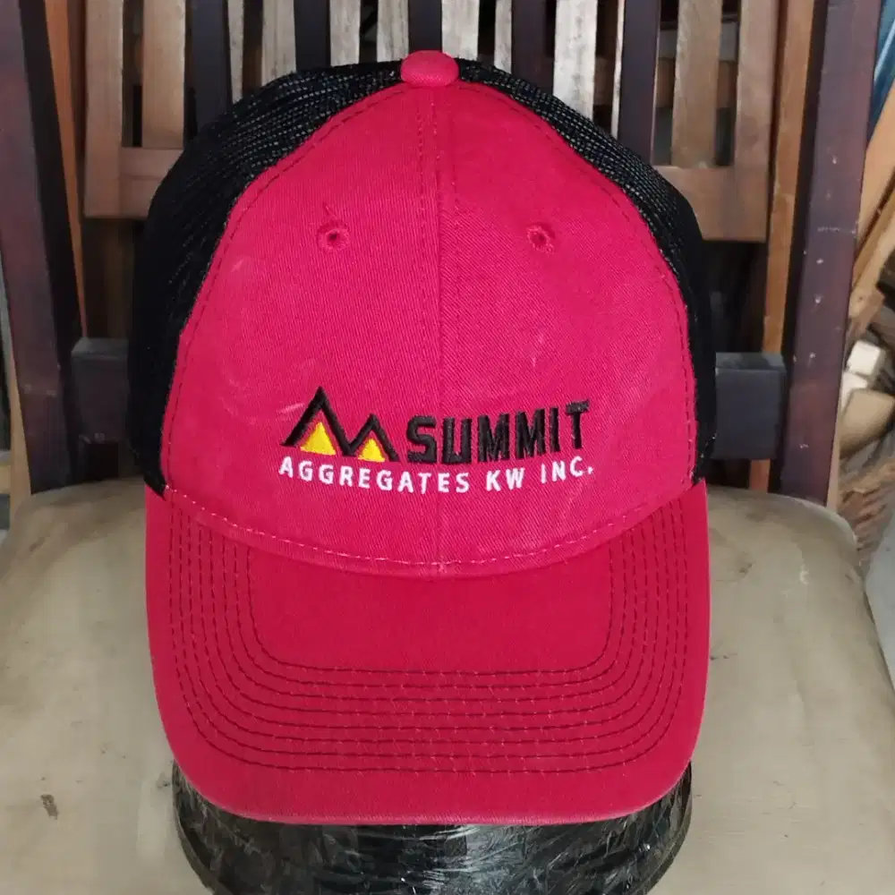 Topi Outdoor AJM Summit