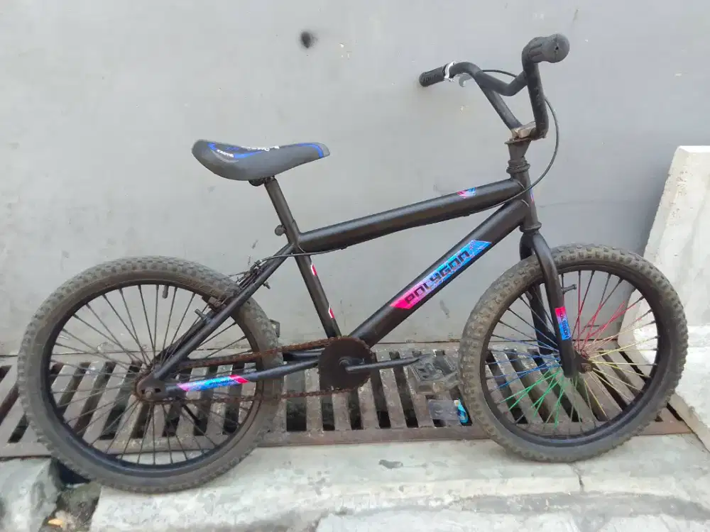 Sepeda BMX UK. 20 langsung gowes Kaliabang Tengah Bekasi Utara