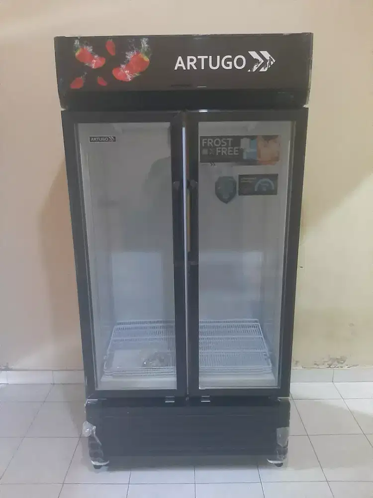 Showcase 2 pintu 620 liter