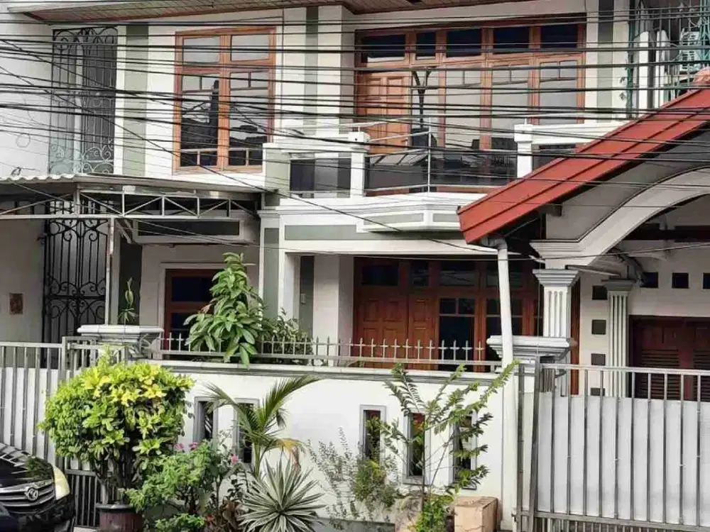 Dijual Rumah Terawat harga bagus area Galaxy Strategis bisa utk Usaha Bekasi Selatan