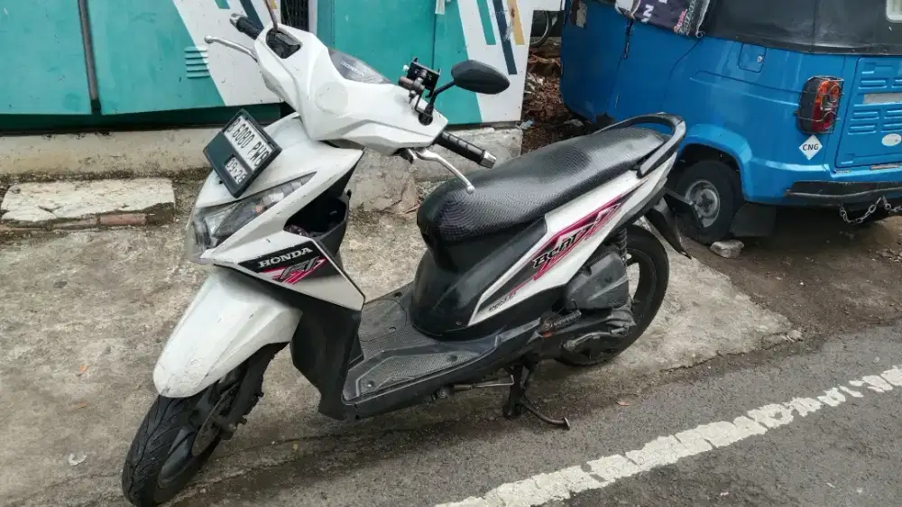 Beat fi 2013 warna putih