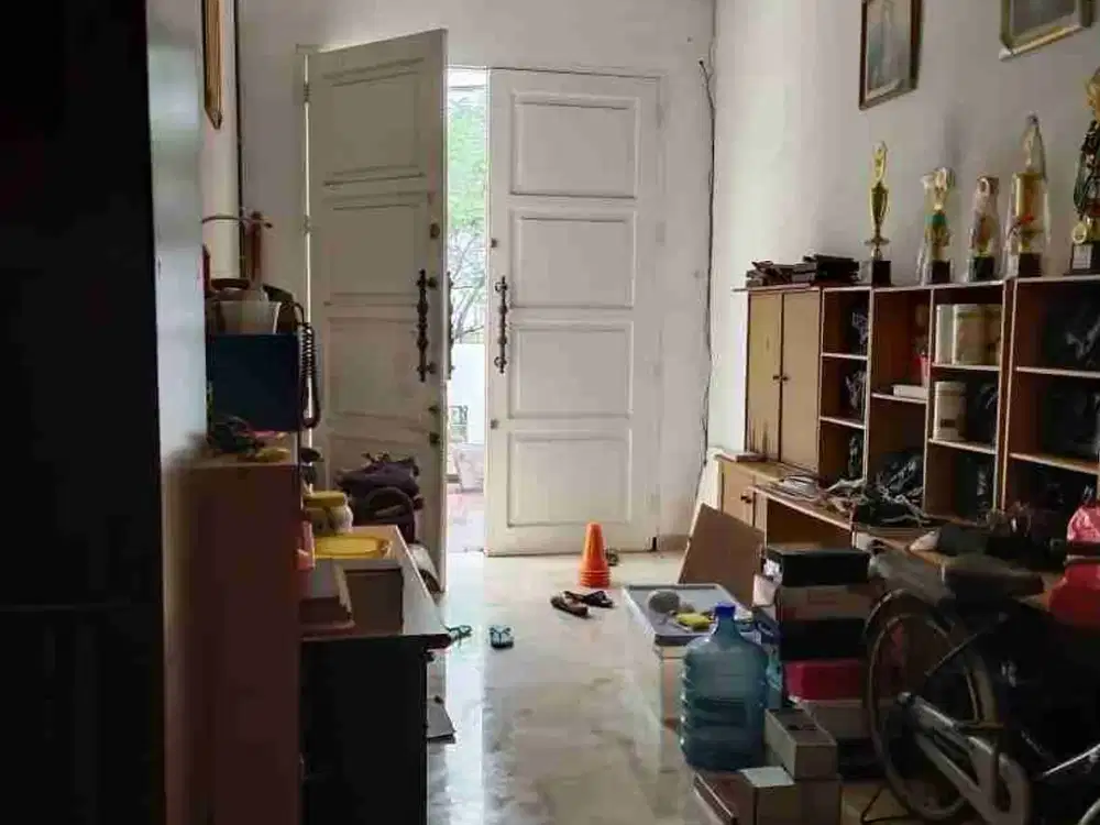 Dijual Rumah di Janur Hijau