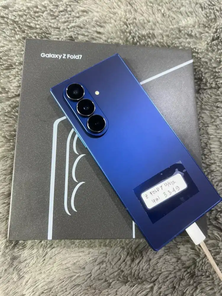 Samsung Z fold 7 12/512 gb sein fullset ori