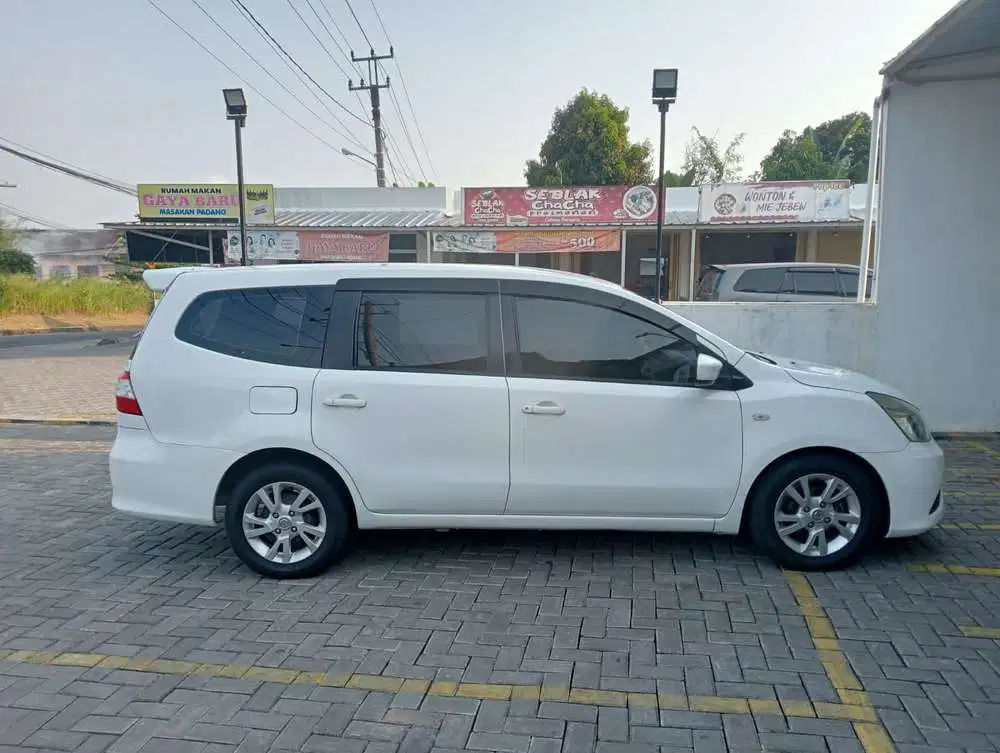 Nissan Grand livina 2016 Bensin