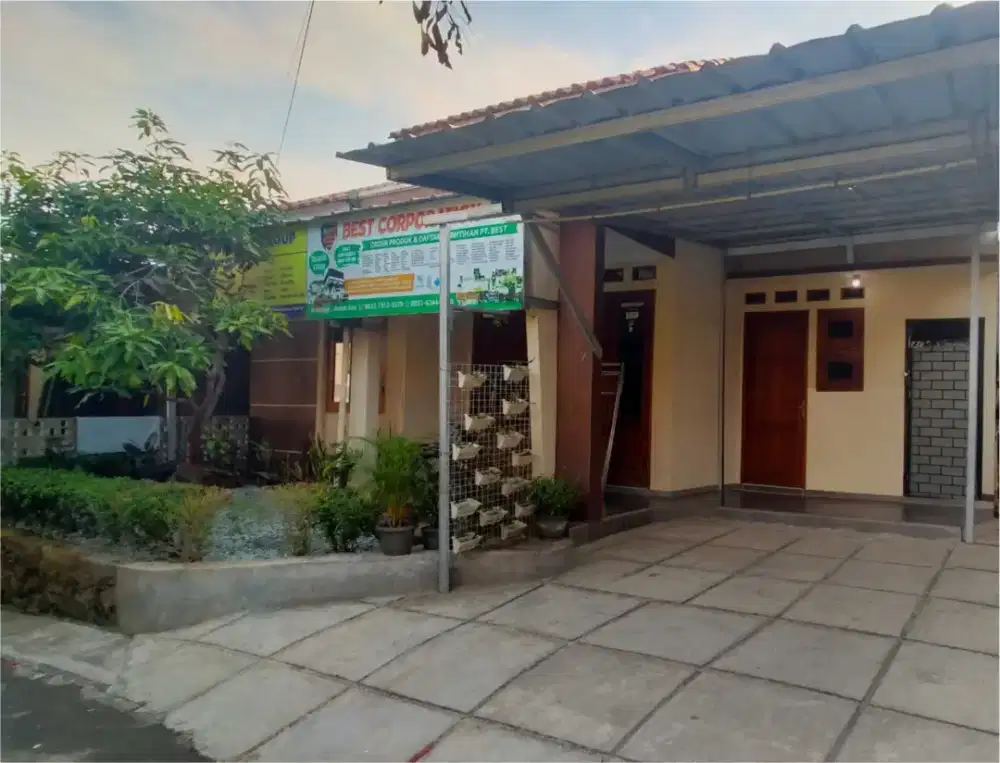 Dikontrakkan Rumah Tahunan  khusus Keluarga dan Muslim