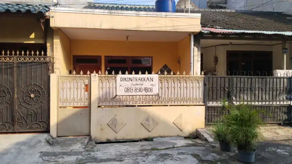 DIKONTRAKKAN RUMAH STRATEGIS DI TENGAH JAKARTA SELATAN