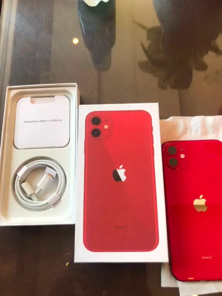 iphone 11 RED 64GB