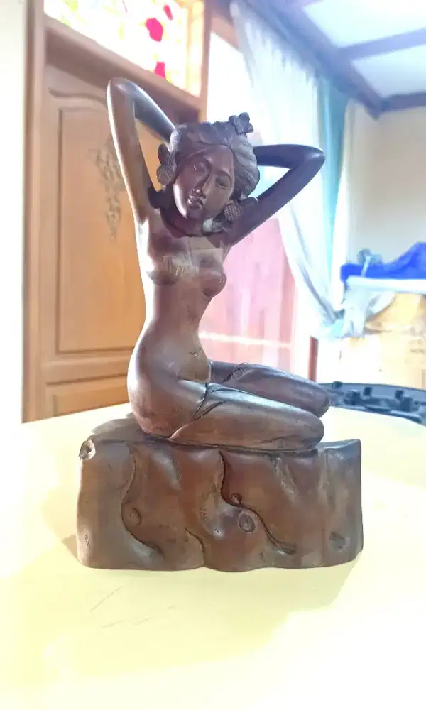 Patung Kayu Ebony / Kayu Hitam Seni Pahat Wanita Aestetik